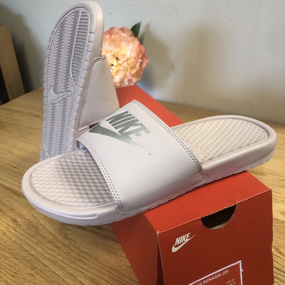 Nike Slides‼️